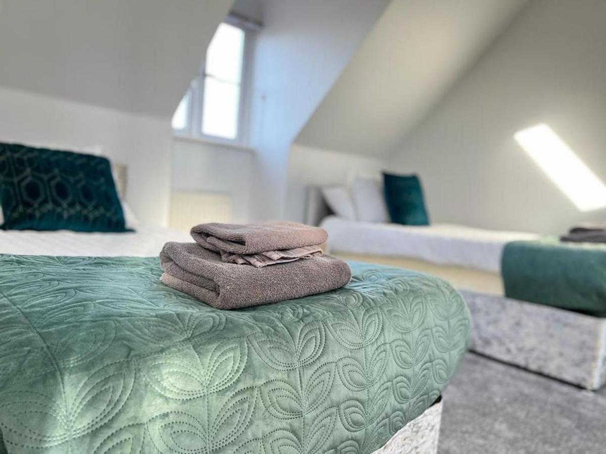 Boleyn Avenue By Incredible Stay Peterborough Esterno foto