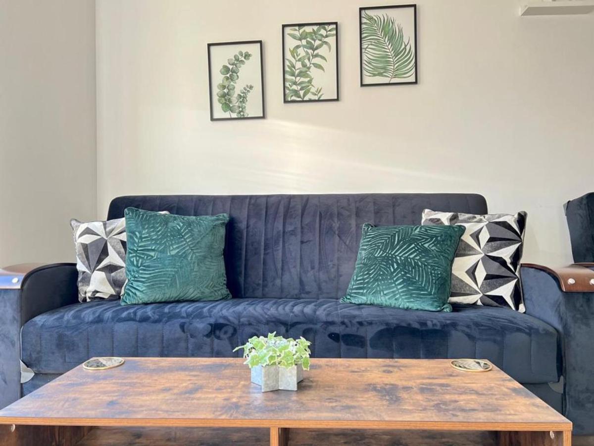 Boleyn Avenue By Incredible Stay Peterborough Esterno foto